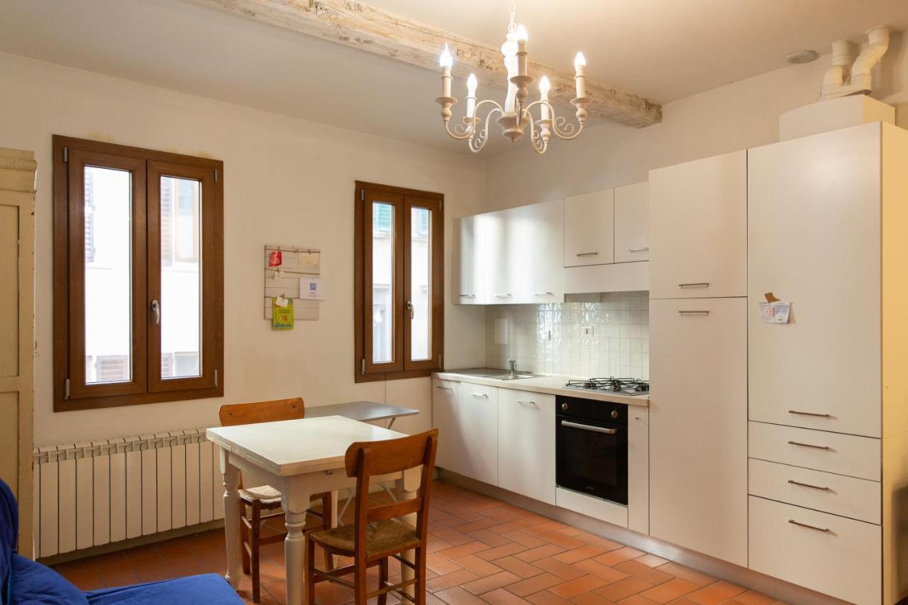 Graceful Apartment In The Heart Of Φλωρεντία Εξωτερικό φωτογραφία