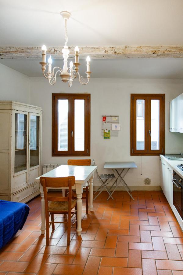 Graceful Apartment In The Heart Of Φλωρεντία Εξωτερικό φωτογραφία